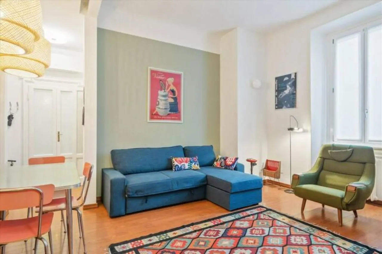 Apartment Apt Milano-Porta Romana Nearby Bagni Misteriosi