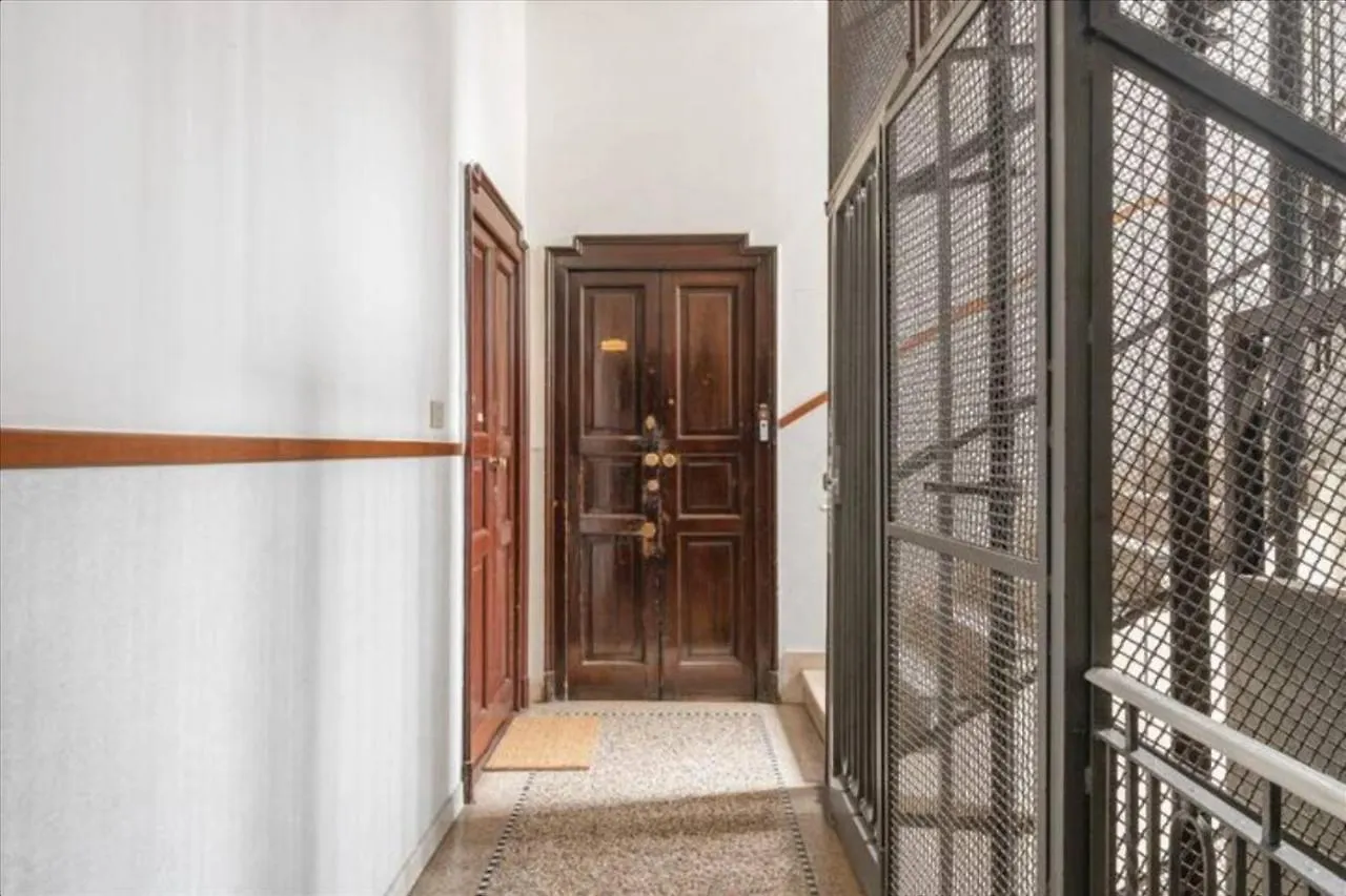 Apt Milano-Porta Romana Nearby Bagni Misteriosi Apartment Milan
